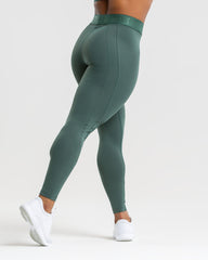 Hold Leggings | Jungle Green