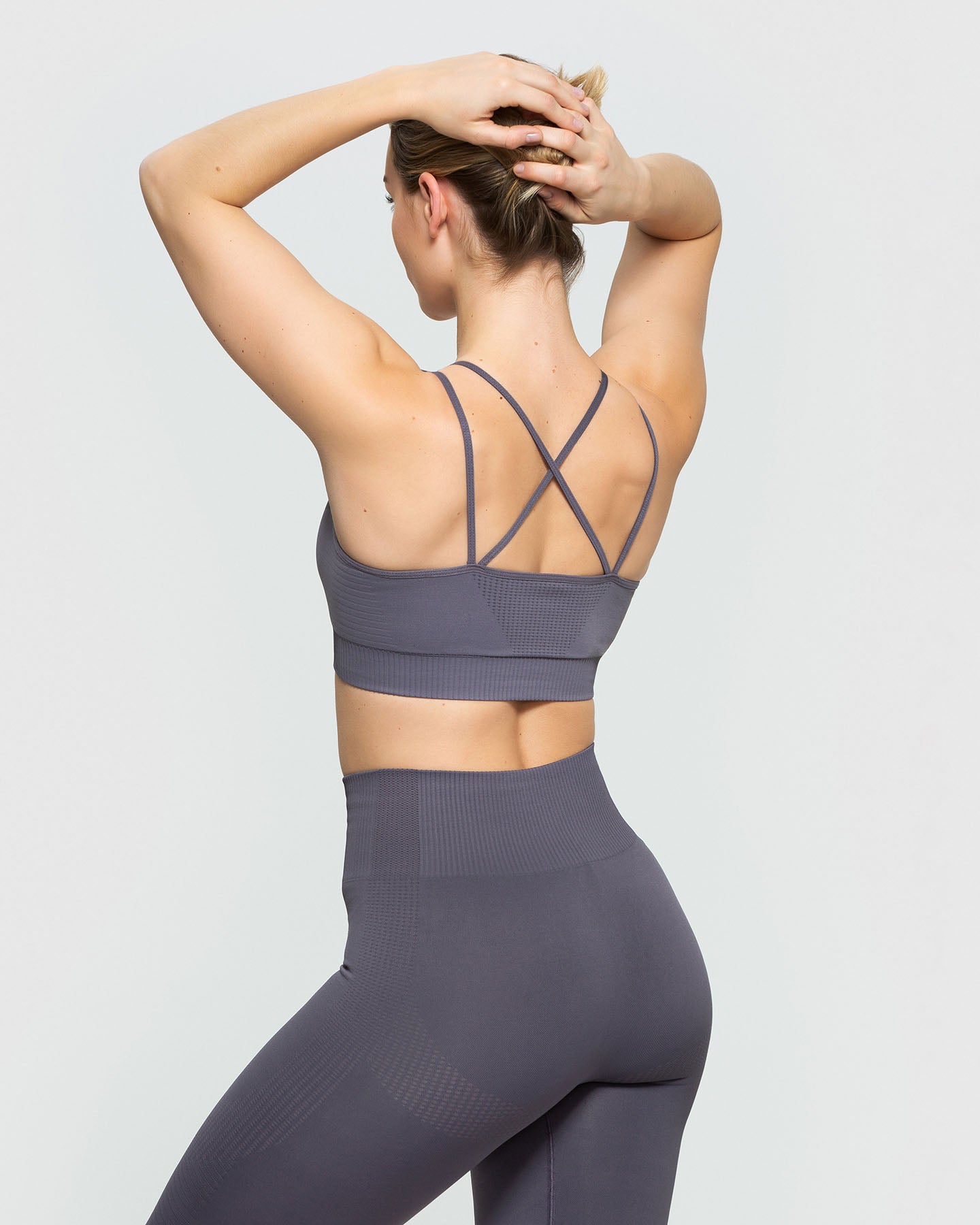 Power Seamless Sports Bra | Charcoal